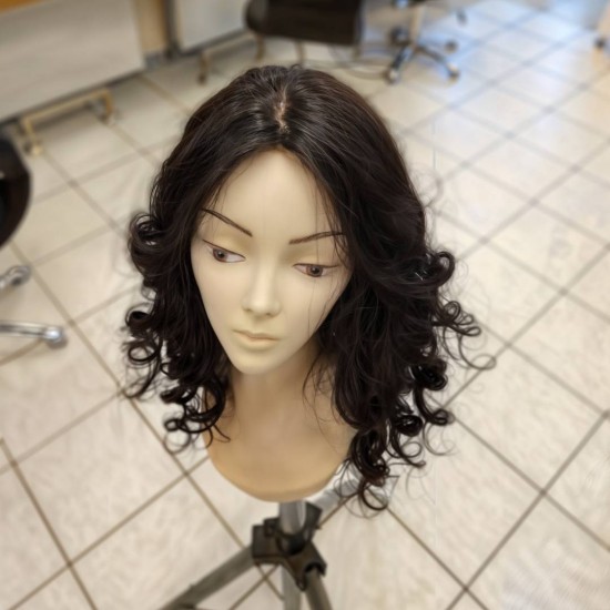 Bayan Peruk Tepe Kısmı Deri Görünümlü El İşçiliği Ankara Kızılay İzmir 1 Caddesi Necip Bey Apt No 22 Kat 2